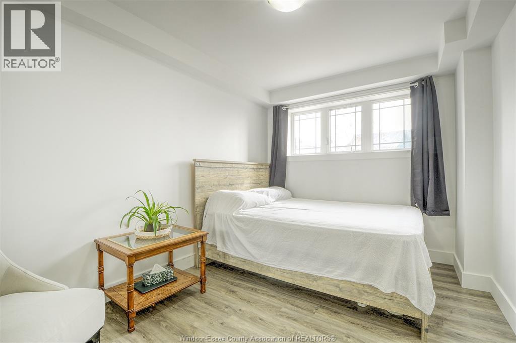 212 ADAMS AVENUE - 28