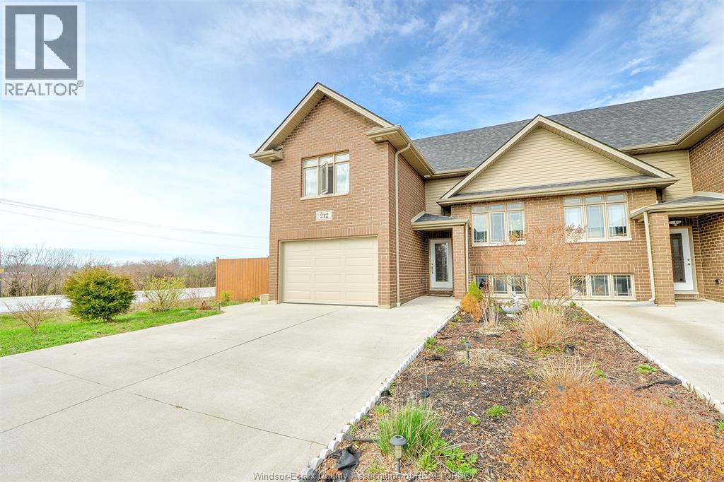 212 ADAMS AVENUE - 3