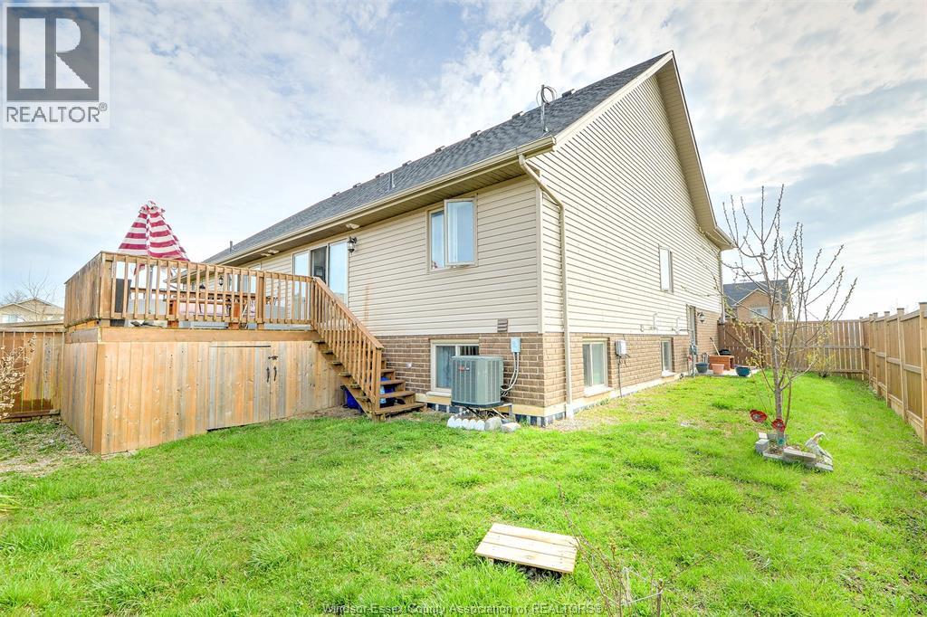 212 ADAMS AVENUE - 4