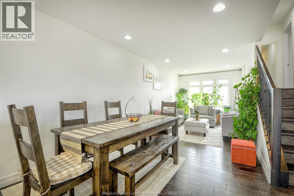 212 ADAMS AVENUE - 9