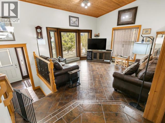 35 TABOR CRES - 13