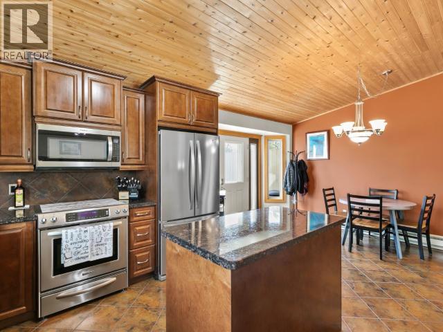 35 TABOR CRES - 17