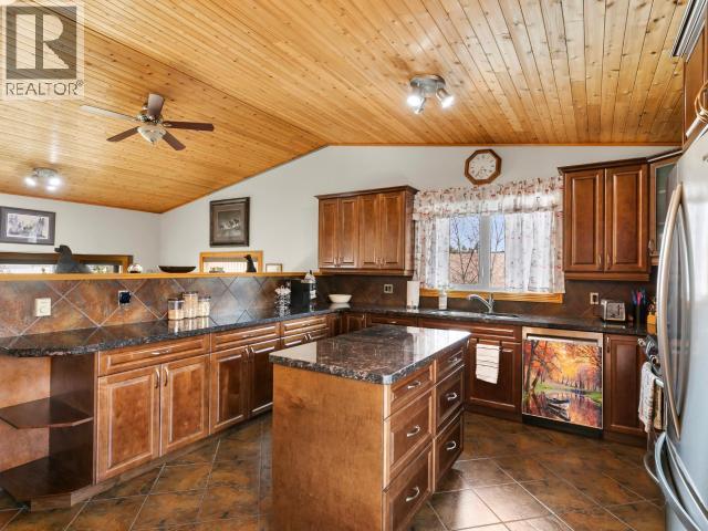 35 TABOR CRES - 16