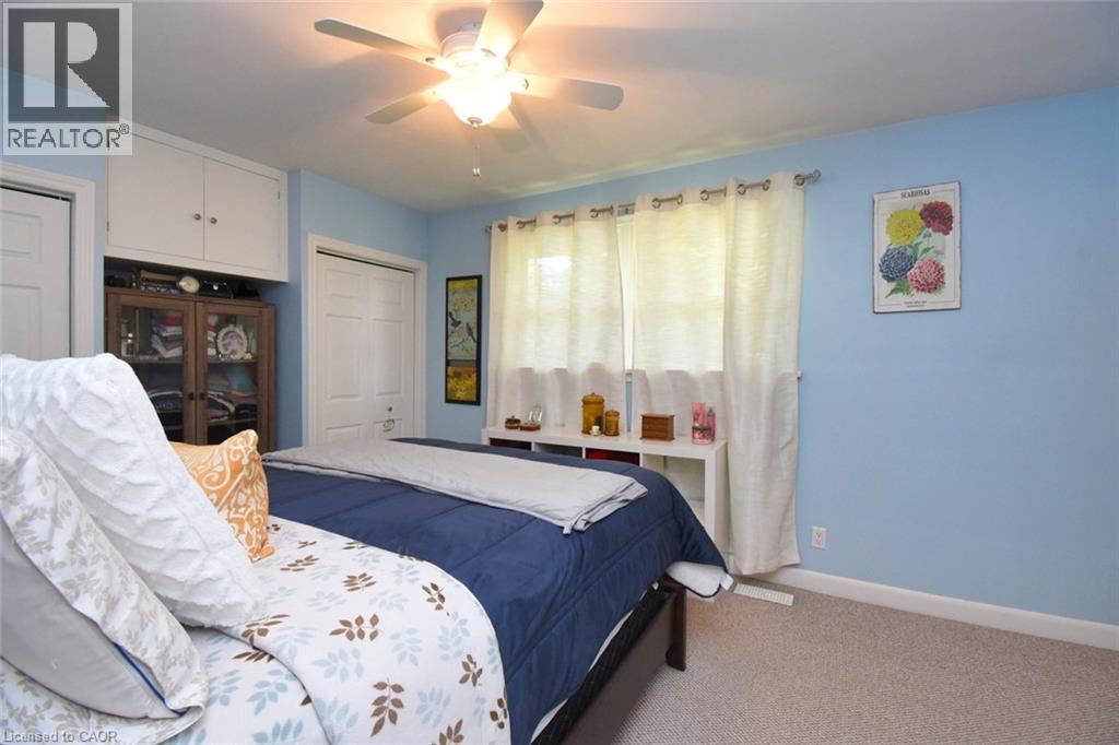 33 BURWELL Avenue - 16