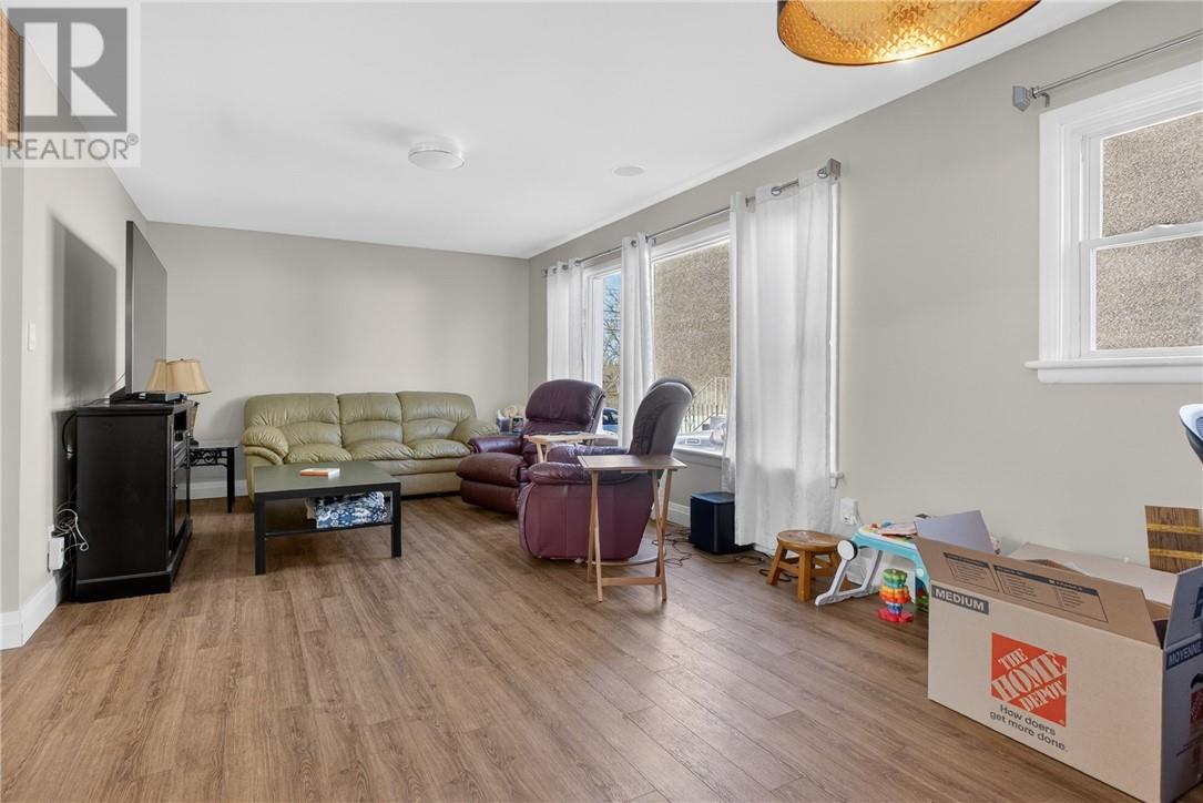 401 Wembley Drive - 23