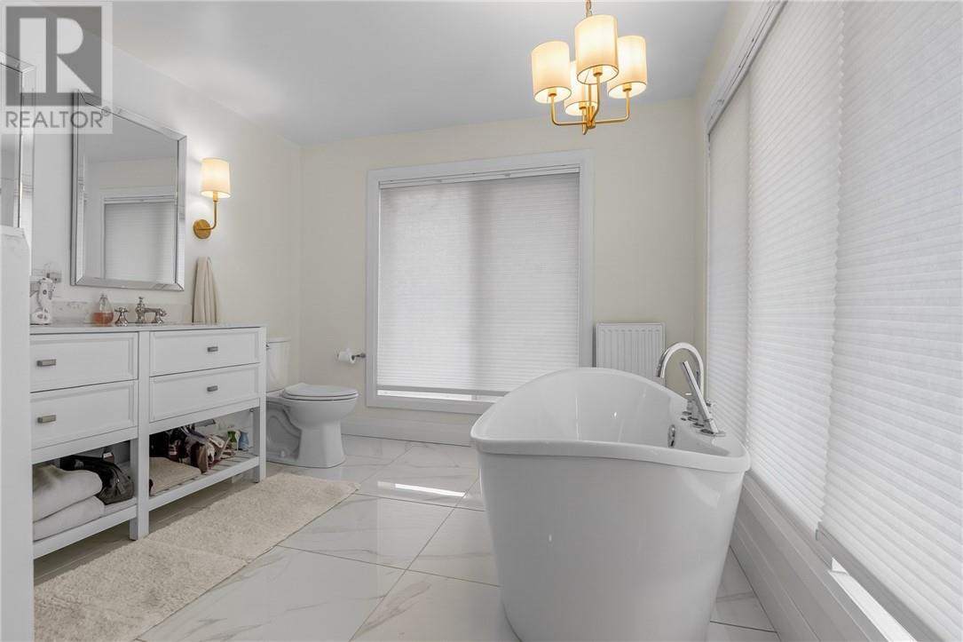 401 Wembley Drive - 32