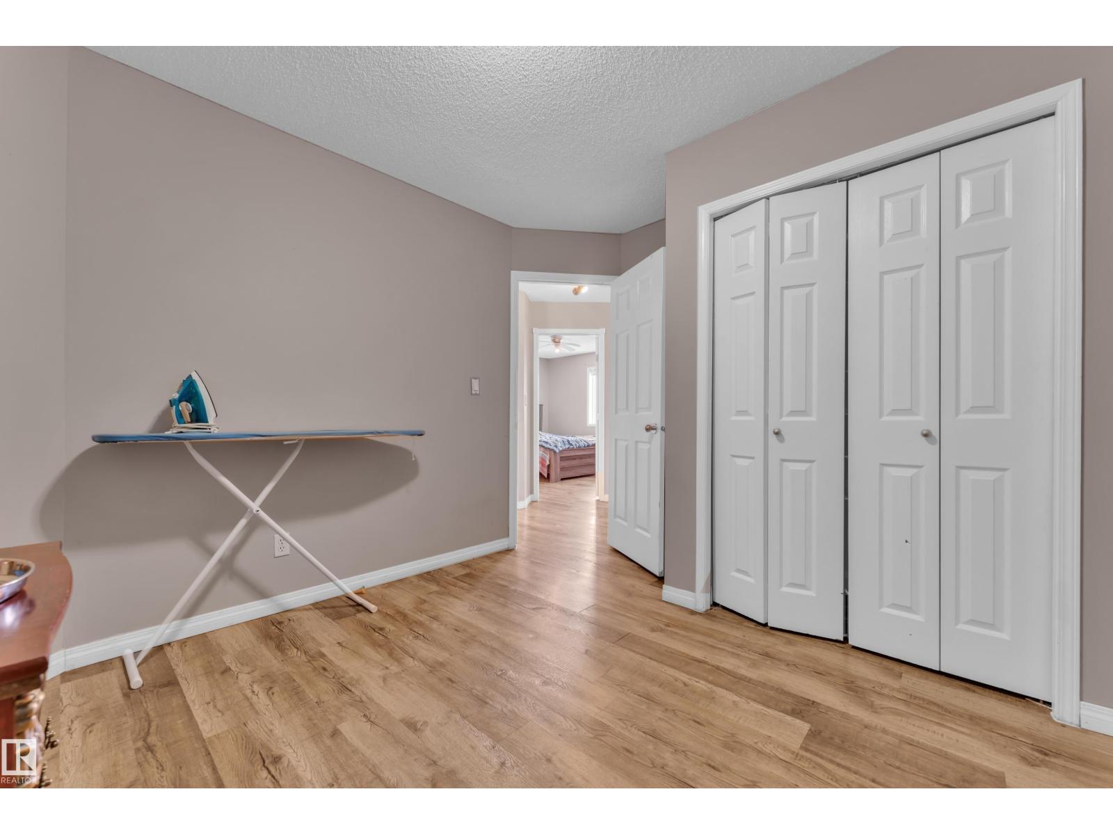 3774 20 ST NW - 17