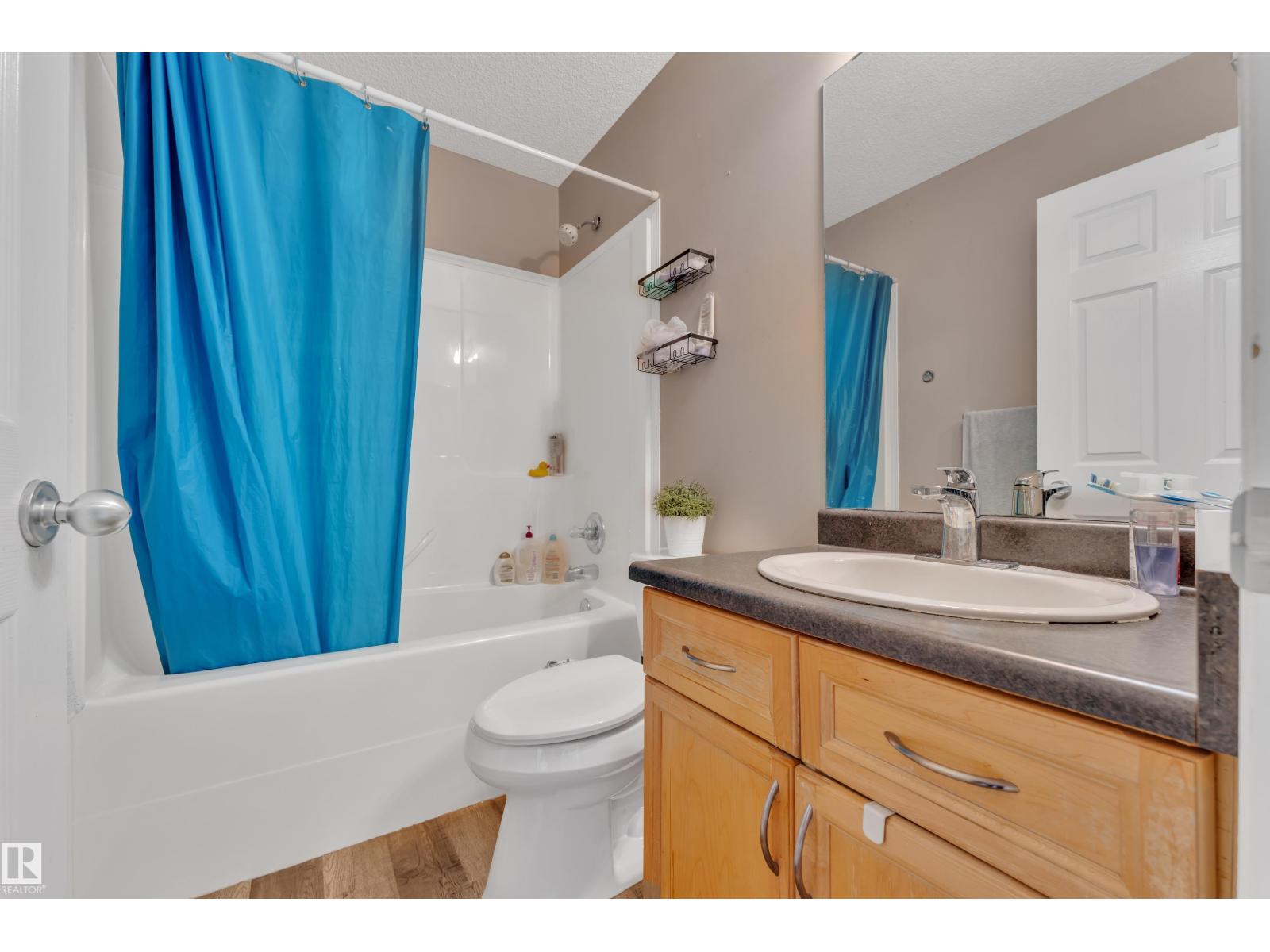 3774 20 ST NW - 19