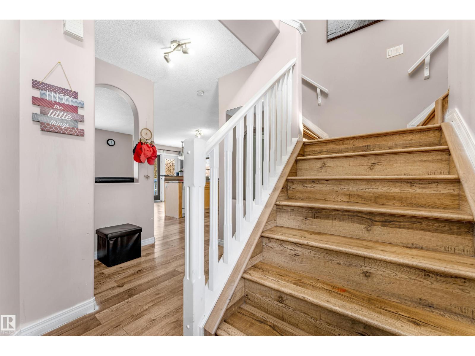 3774 20 ST NW - 4