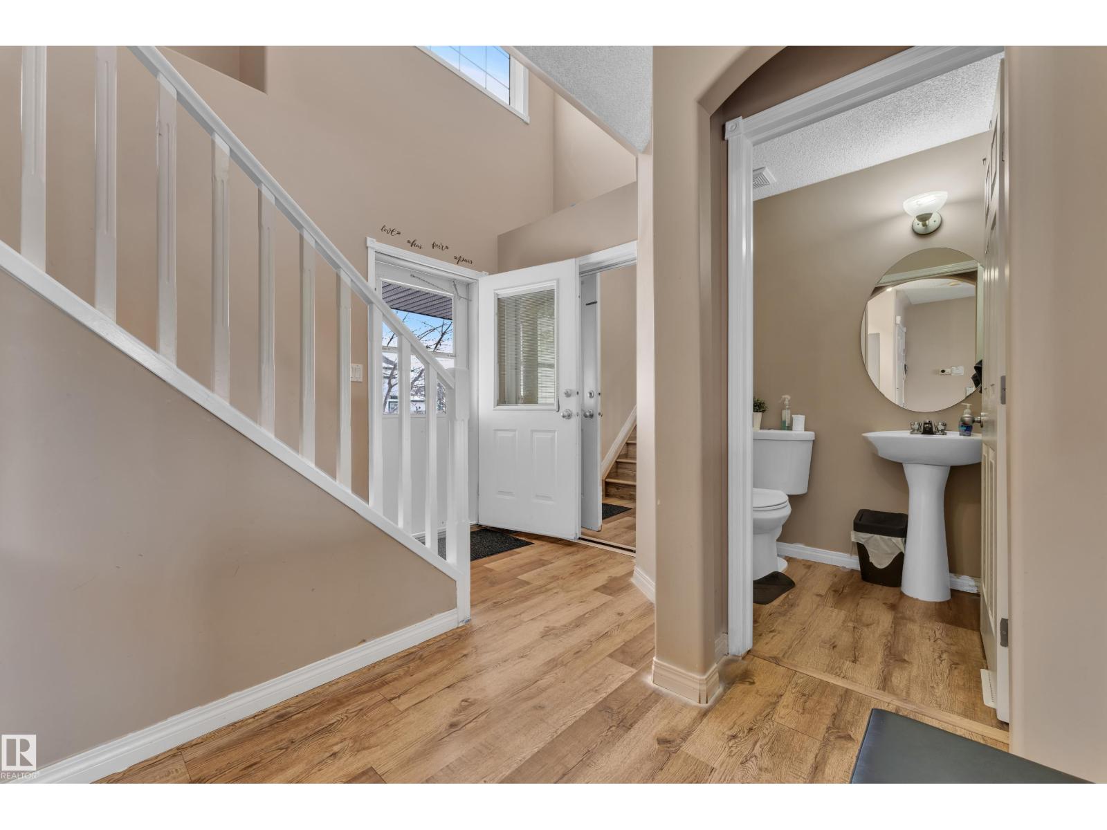 3774 20 ST NW - 5