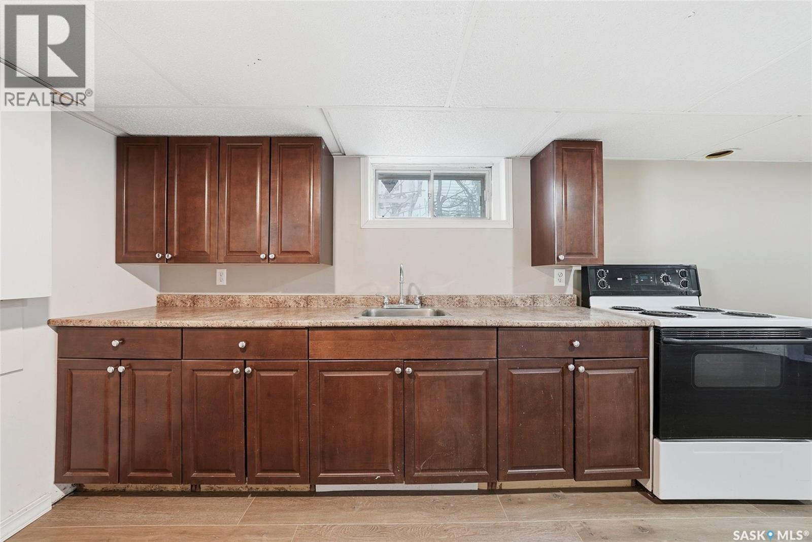 1917 Lorne AVENUE - 17