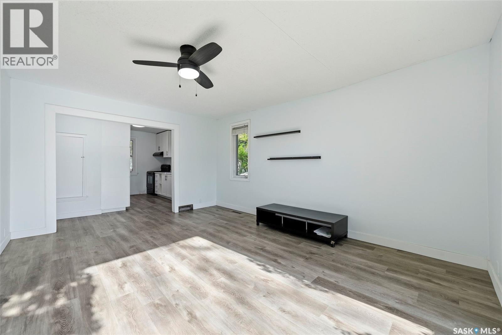 1917 Lorne AVENUE - Image 3