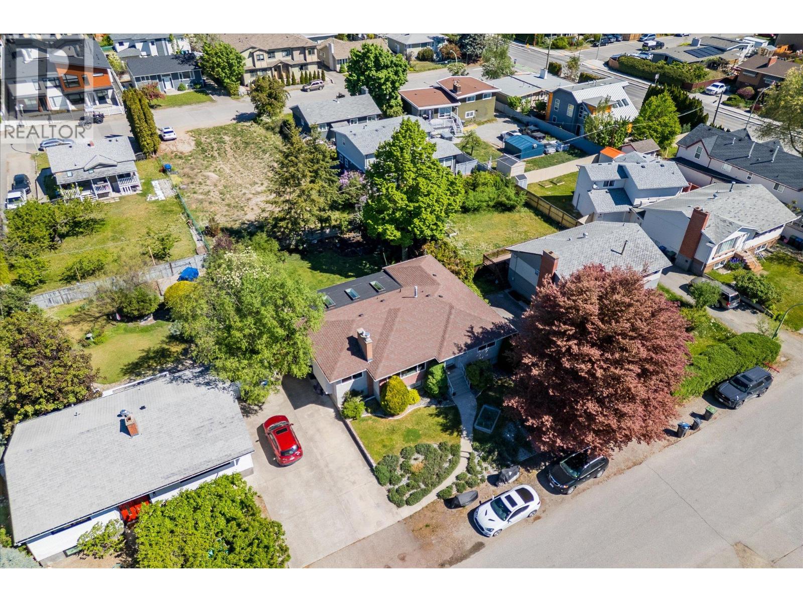 856 Birch Avenue - 49