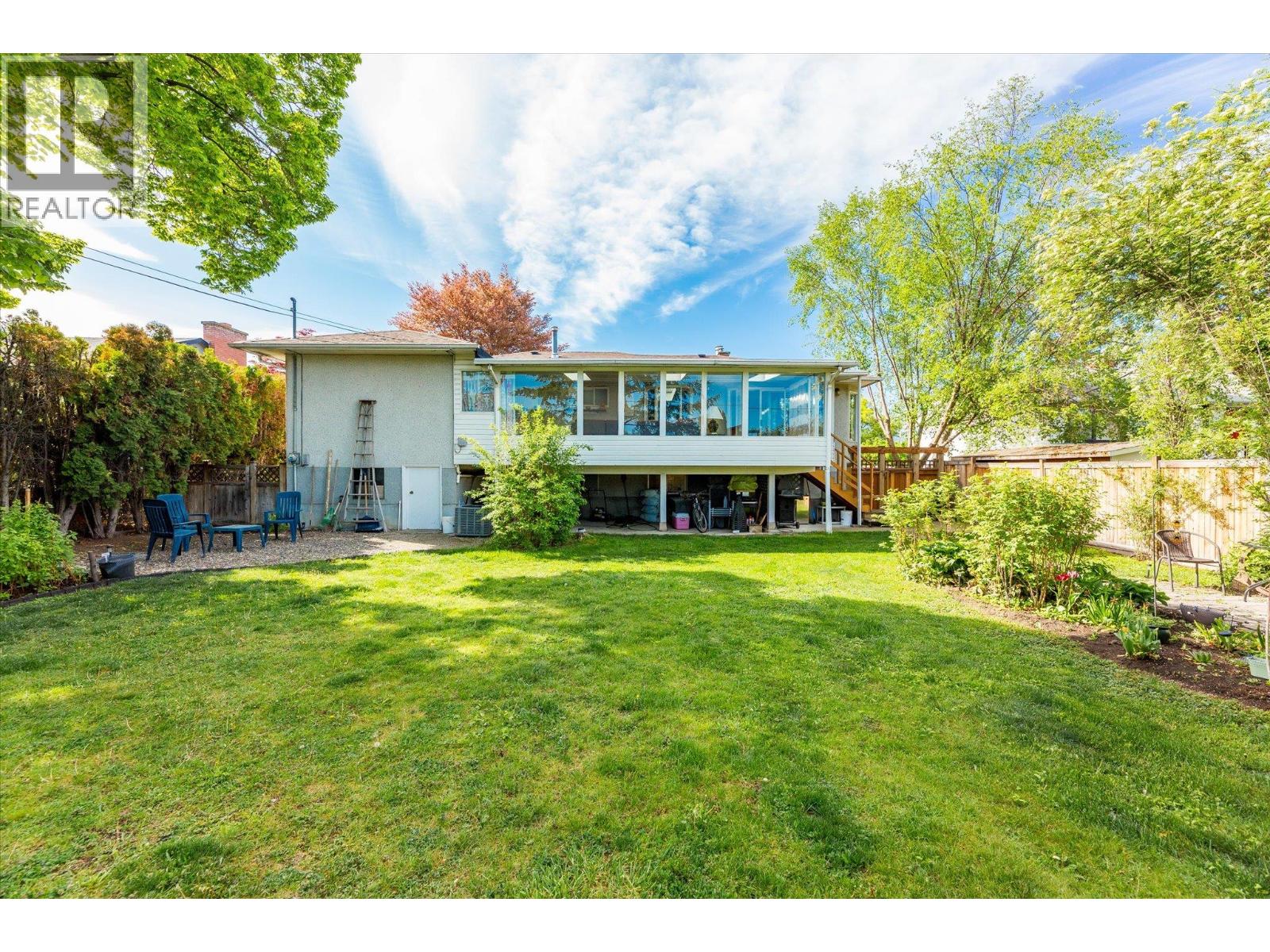 856 Birch Avenue - 44