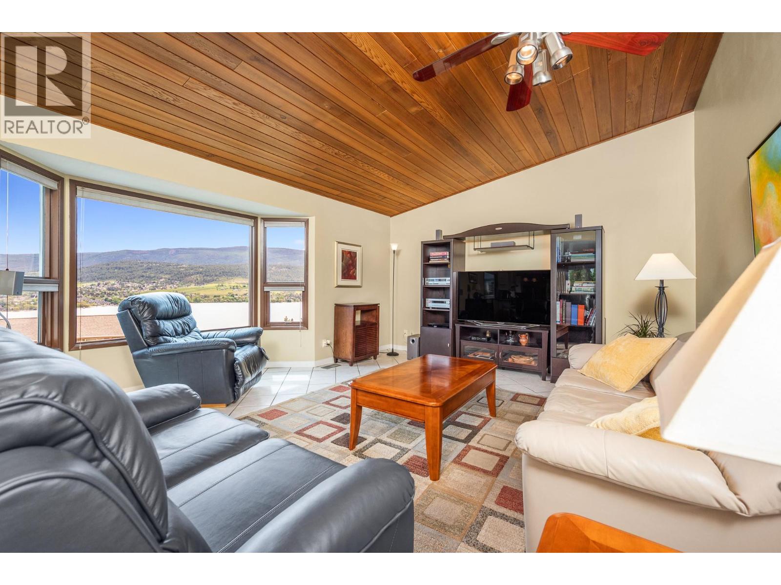 8970 College Drive - 8