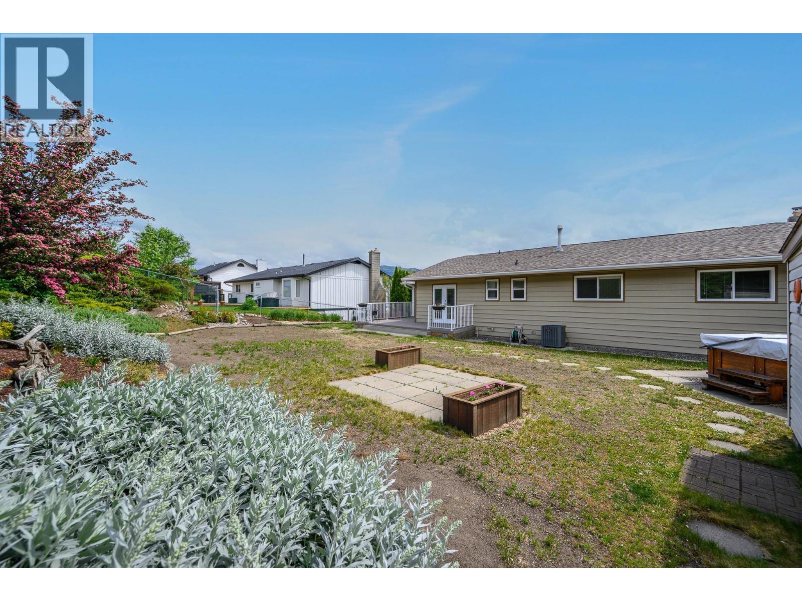 8970 College Drive - 37