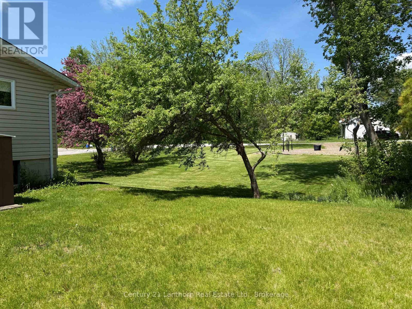 3 CHAMPLAIN STREET - 35