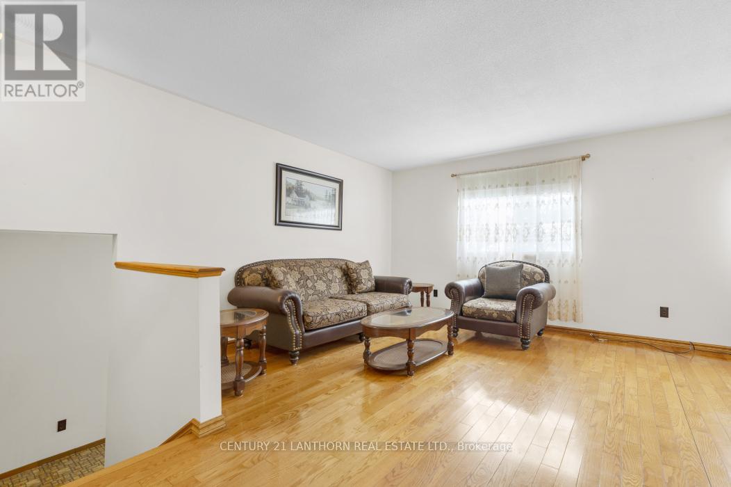 3 CHAMPLAIN STREET - 8