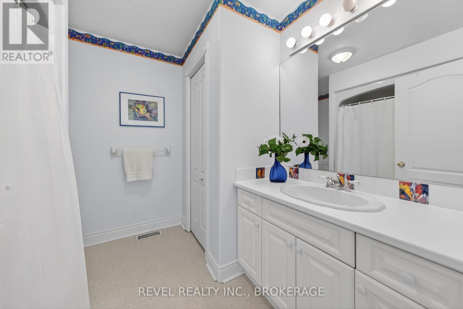 567 SHILOH AVENUE - 43