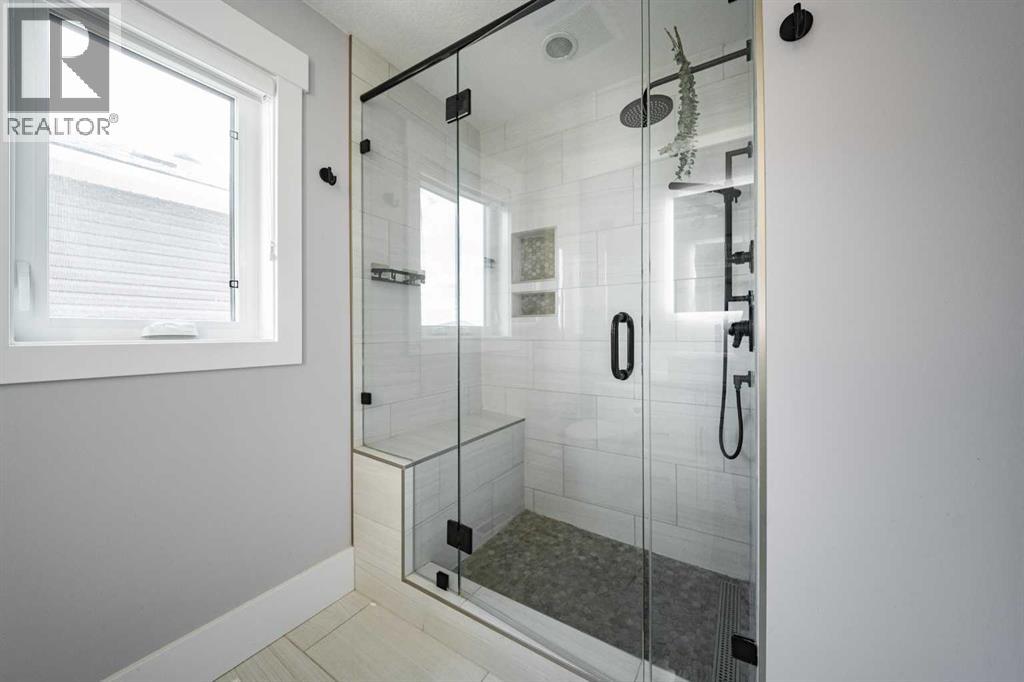 220 Warren Way, Fort McMurray