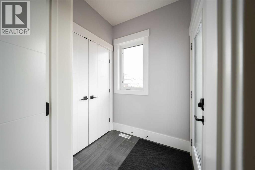 220 Warren Way, Fort McMurray
