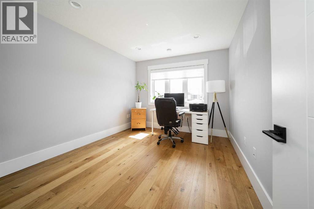 220 Warren Way, Fort McMurray