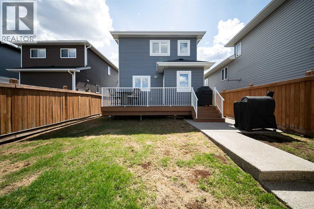 220 Warren Way, Fort McMurray