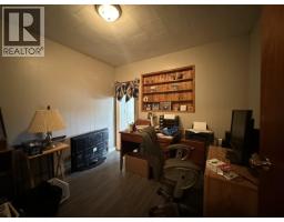 5038 Likely Street, Likely, BC V0L1N0 Photo 18