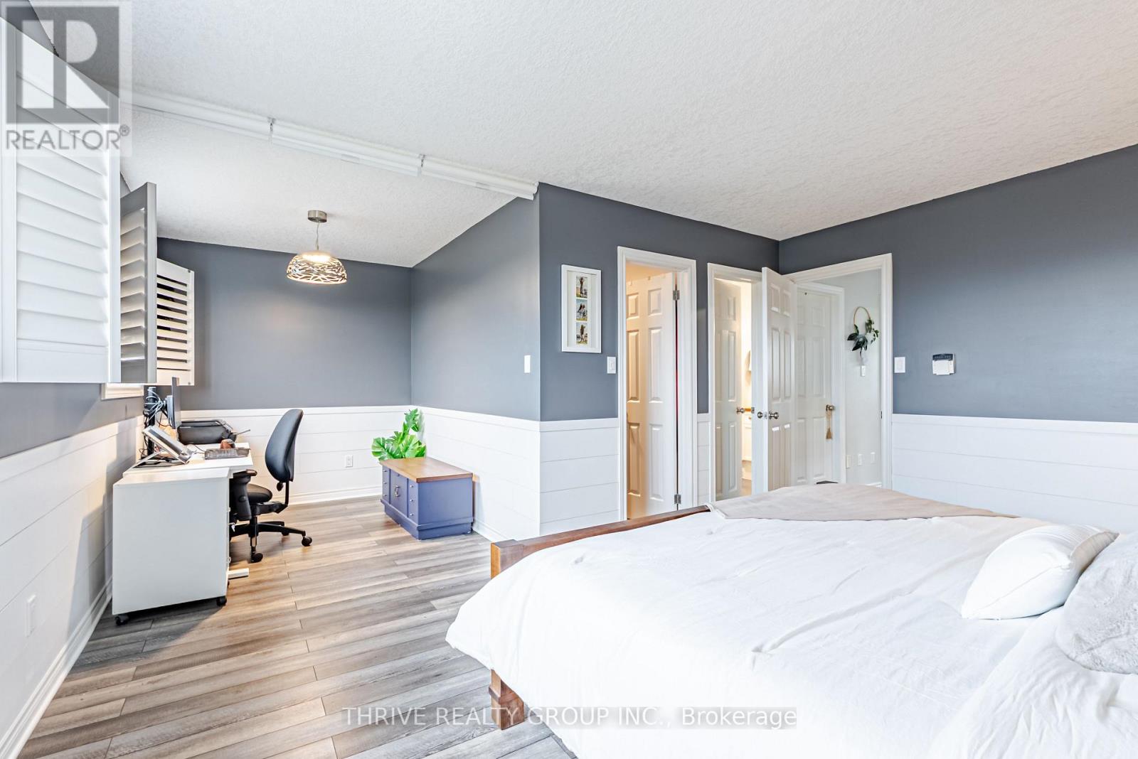 2374 MEADOWGATE BOULEVARD - 23