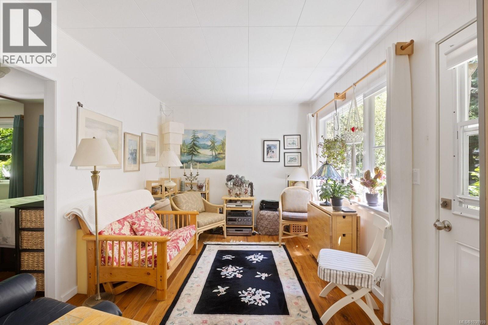 1087 Maple Rd - 37