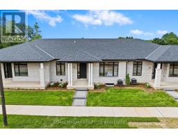 16 ACCURSI CRESCENT