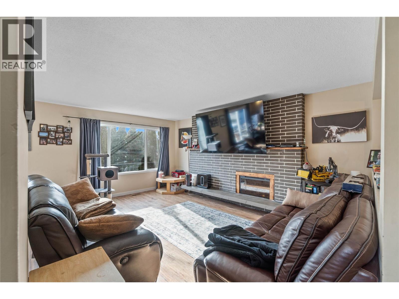 602/604 WINDSOR Avenue - 33