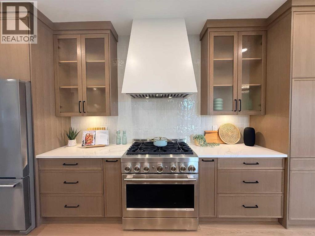 8140 47 Avenue NW - 13