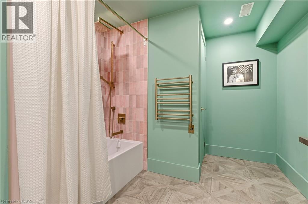 2510 BRITANNIA Road - 42