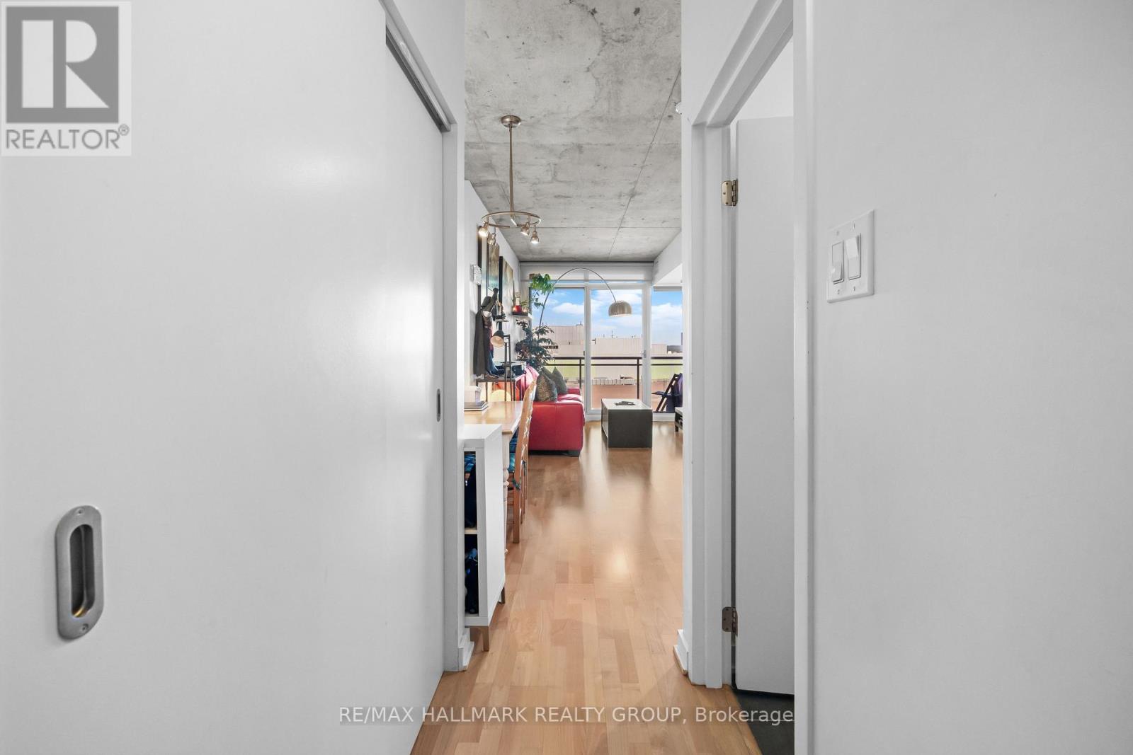 #1804 324 LAURIER AVENUE W - 6