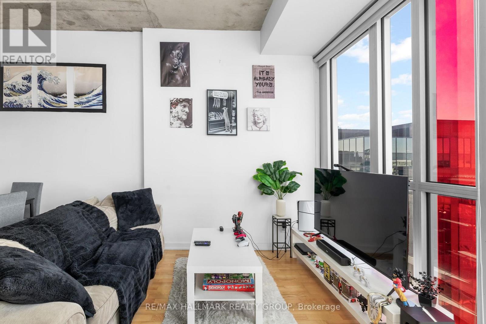 #2207 324 LAURIER AVENUE W - 12