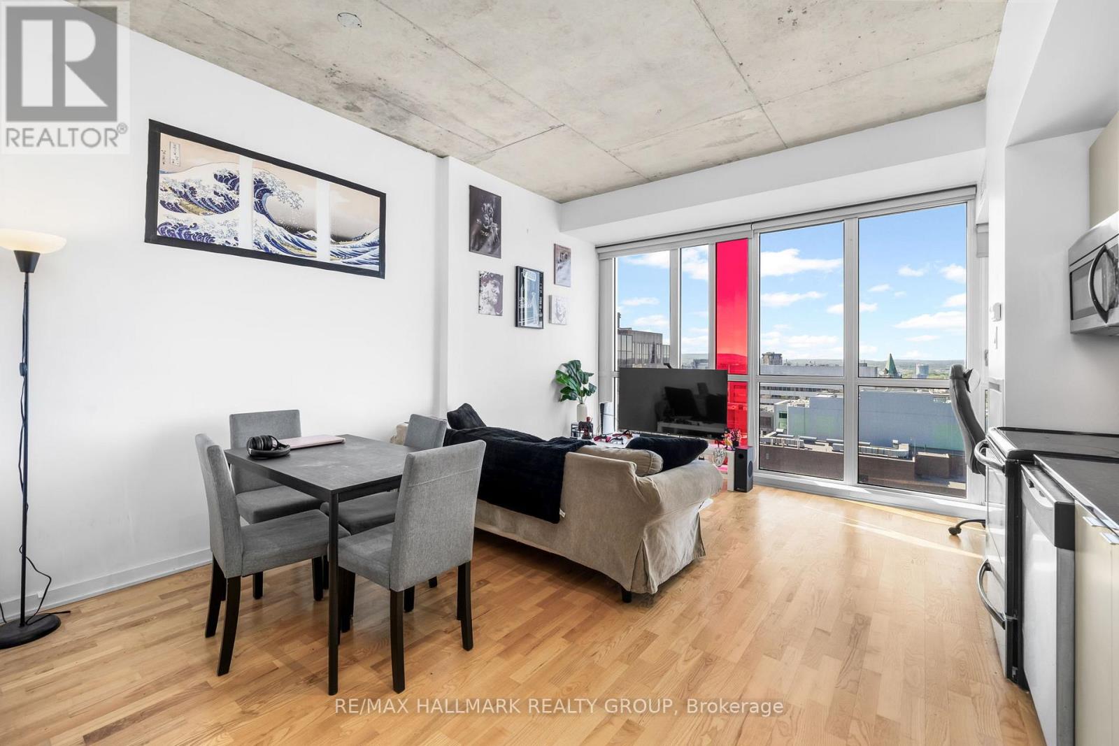 #2207 324 LAURIER AVENUE W - 9