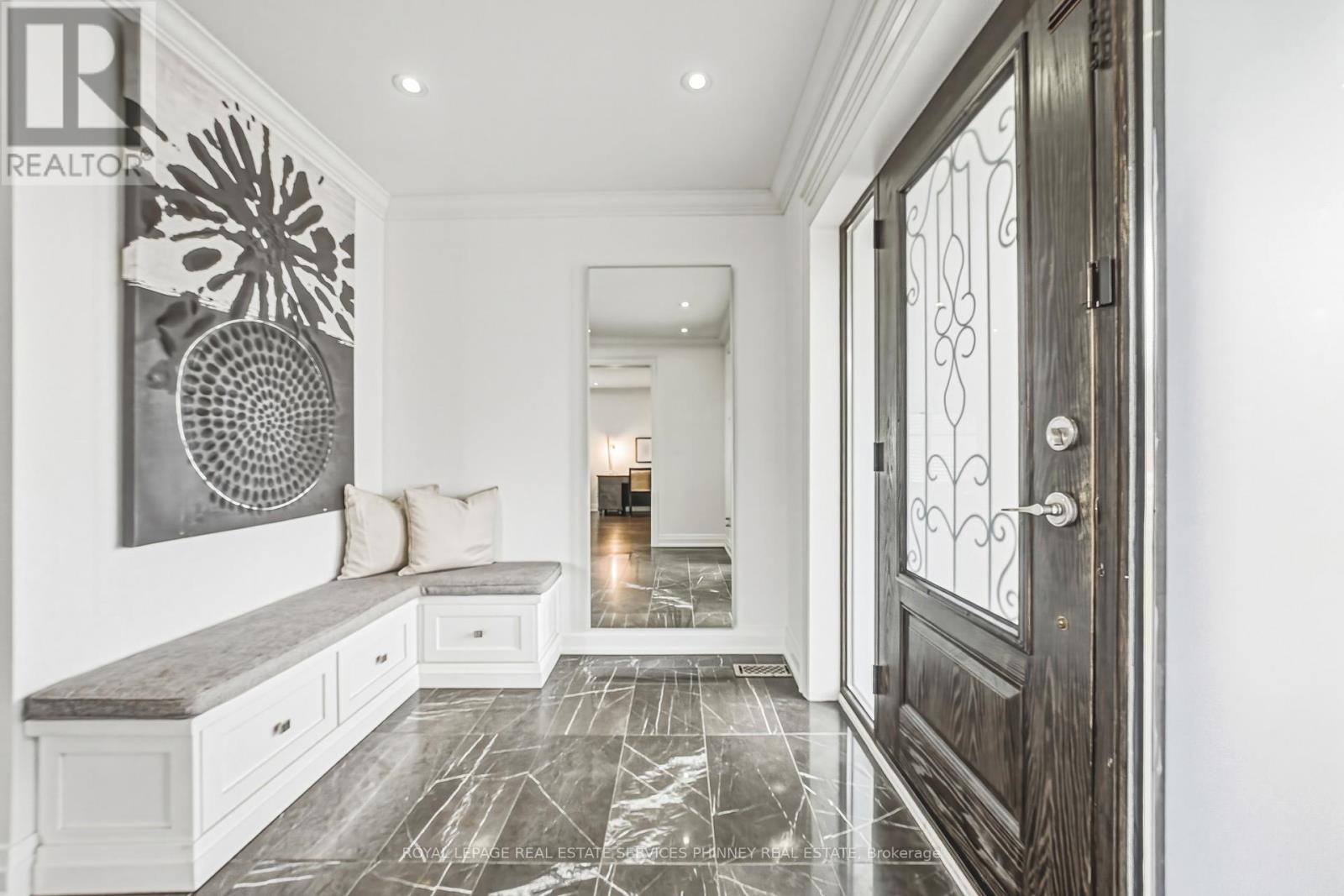 52 JOYMAR DRIVE - 4