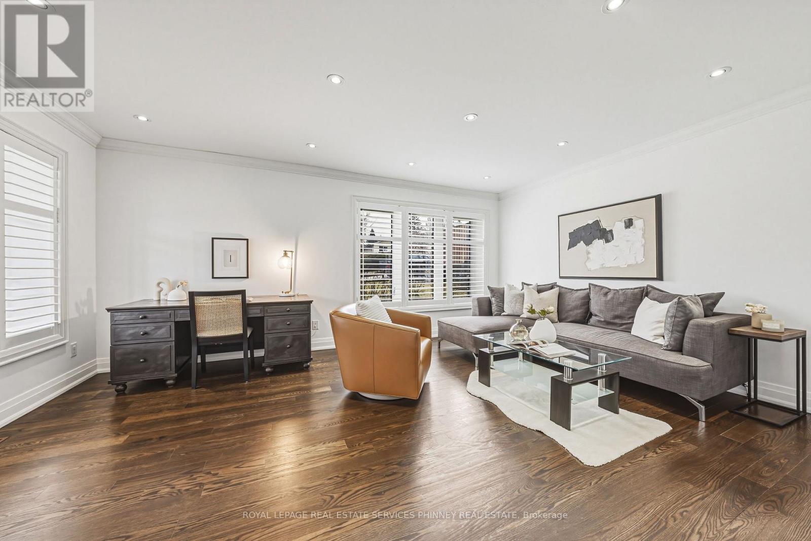 52 JOYMAR DRIVE - 5