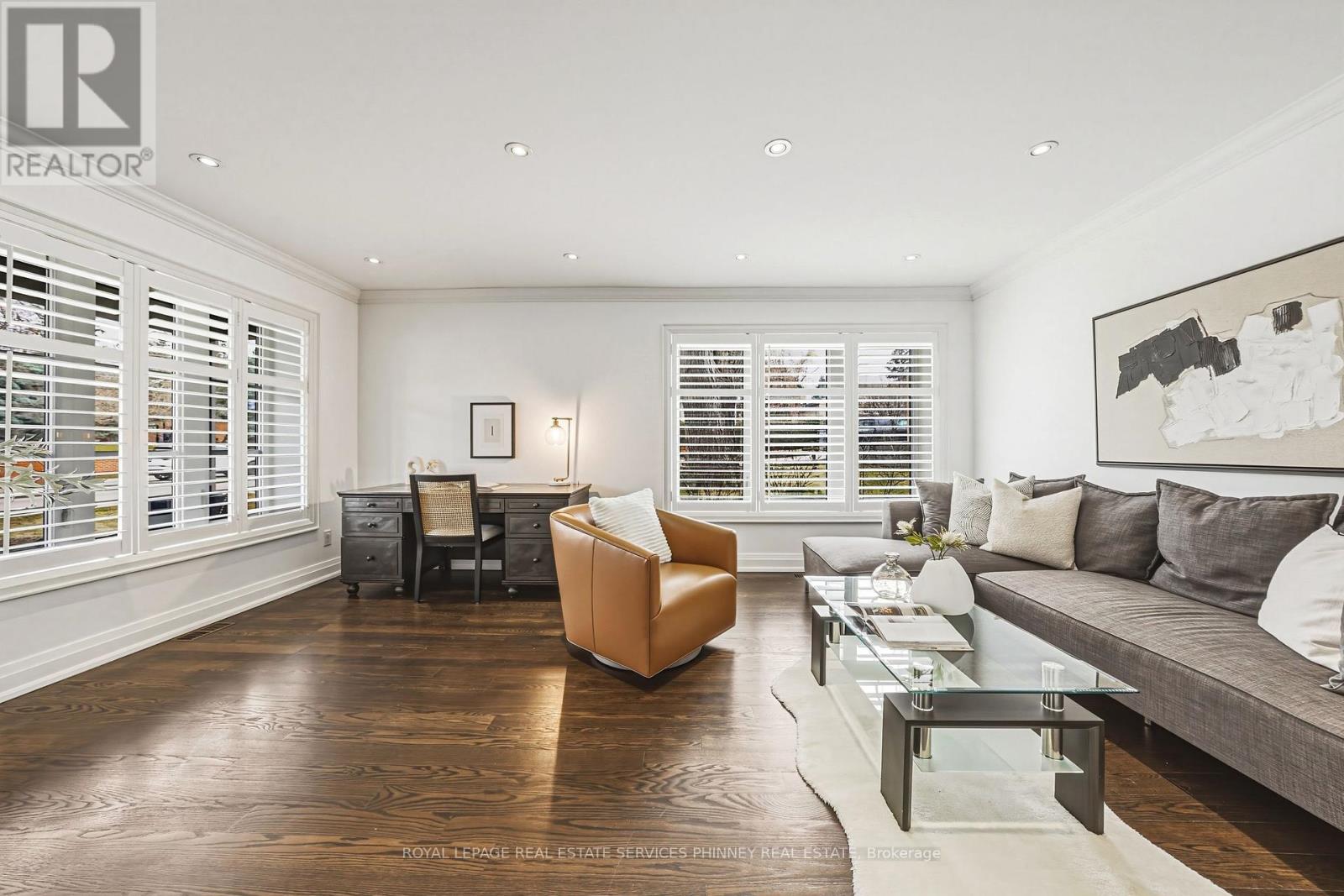 52 JOYMAR DRIVE - 6