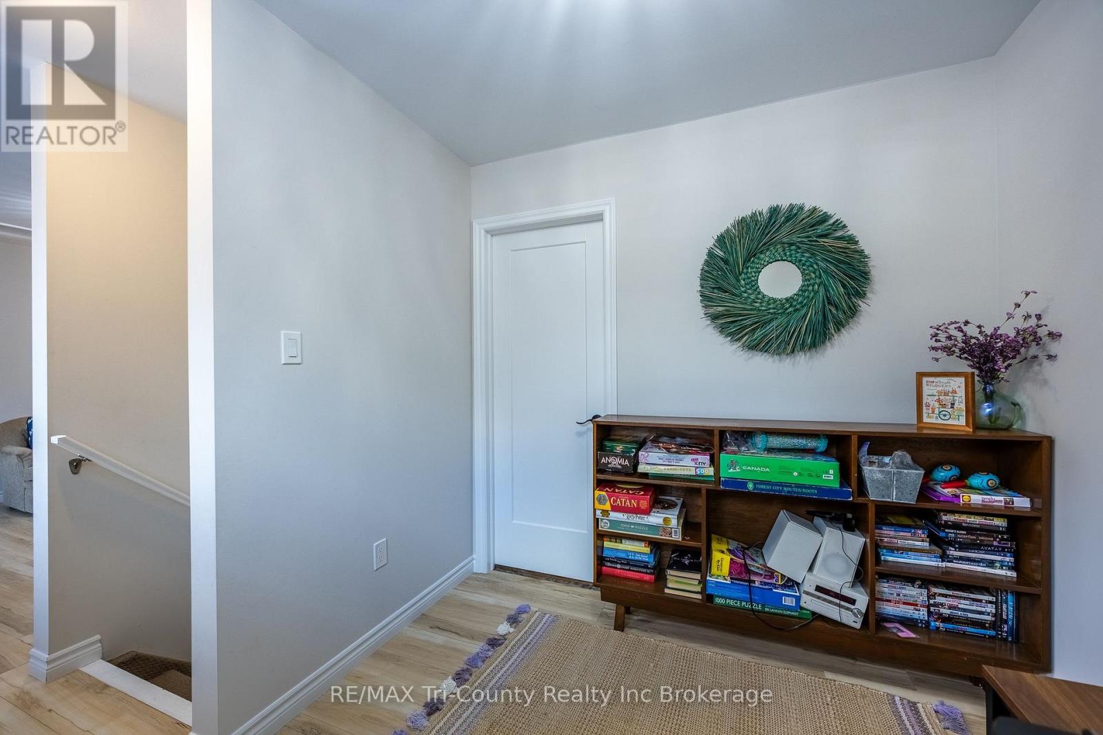 6 ADDISON STREET - 28