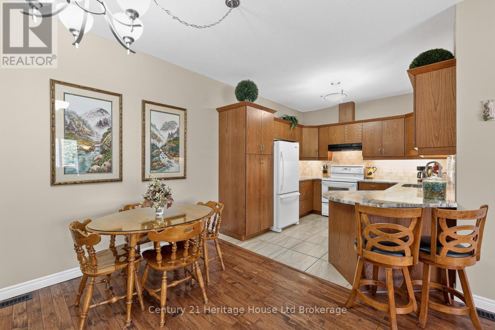 #13 450 LAKEVIEW DRIVE - Image 10