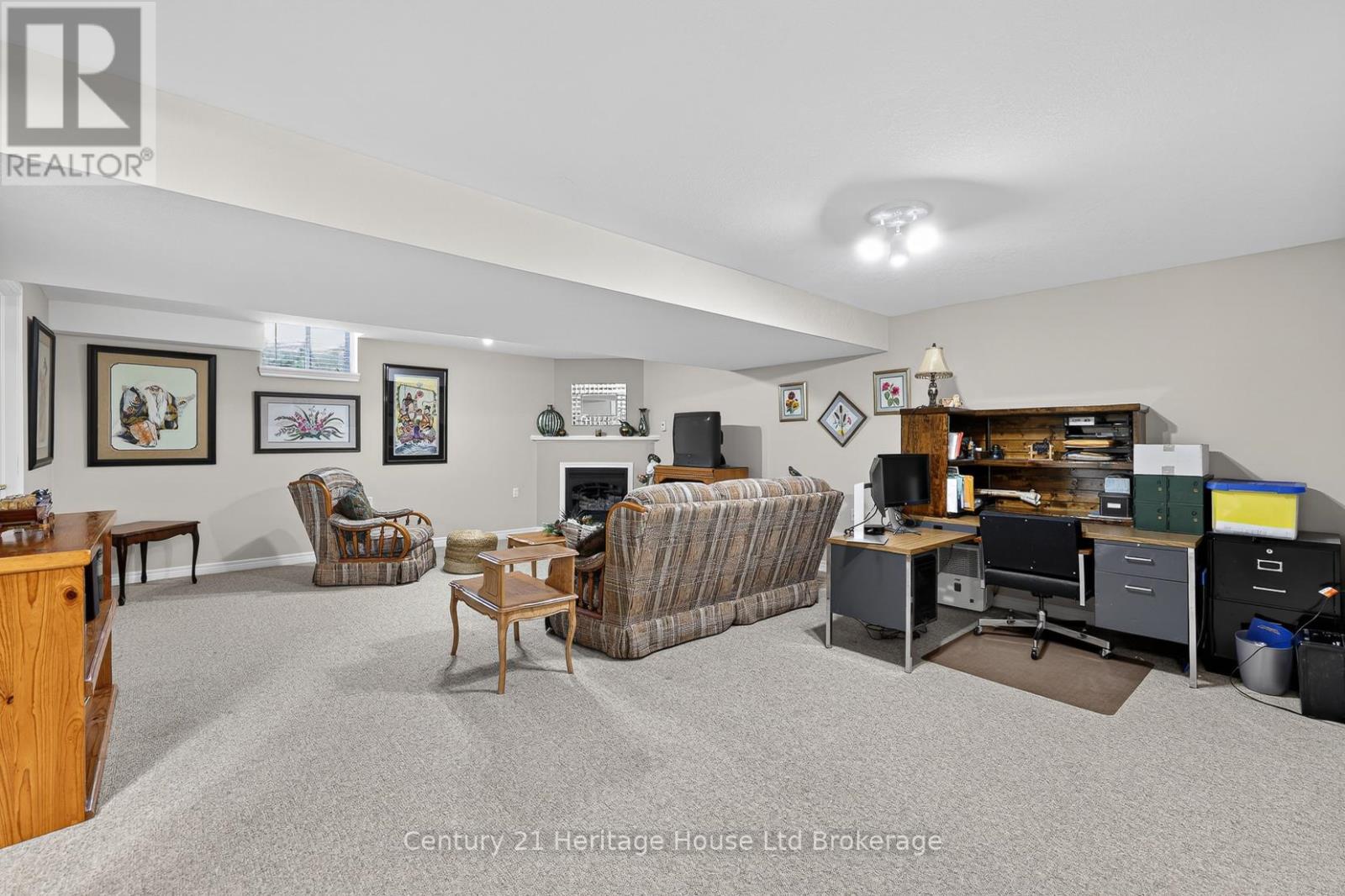 #13 450 LAKEVIEW DRIVE - Image 24