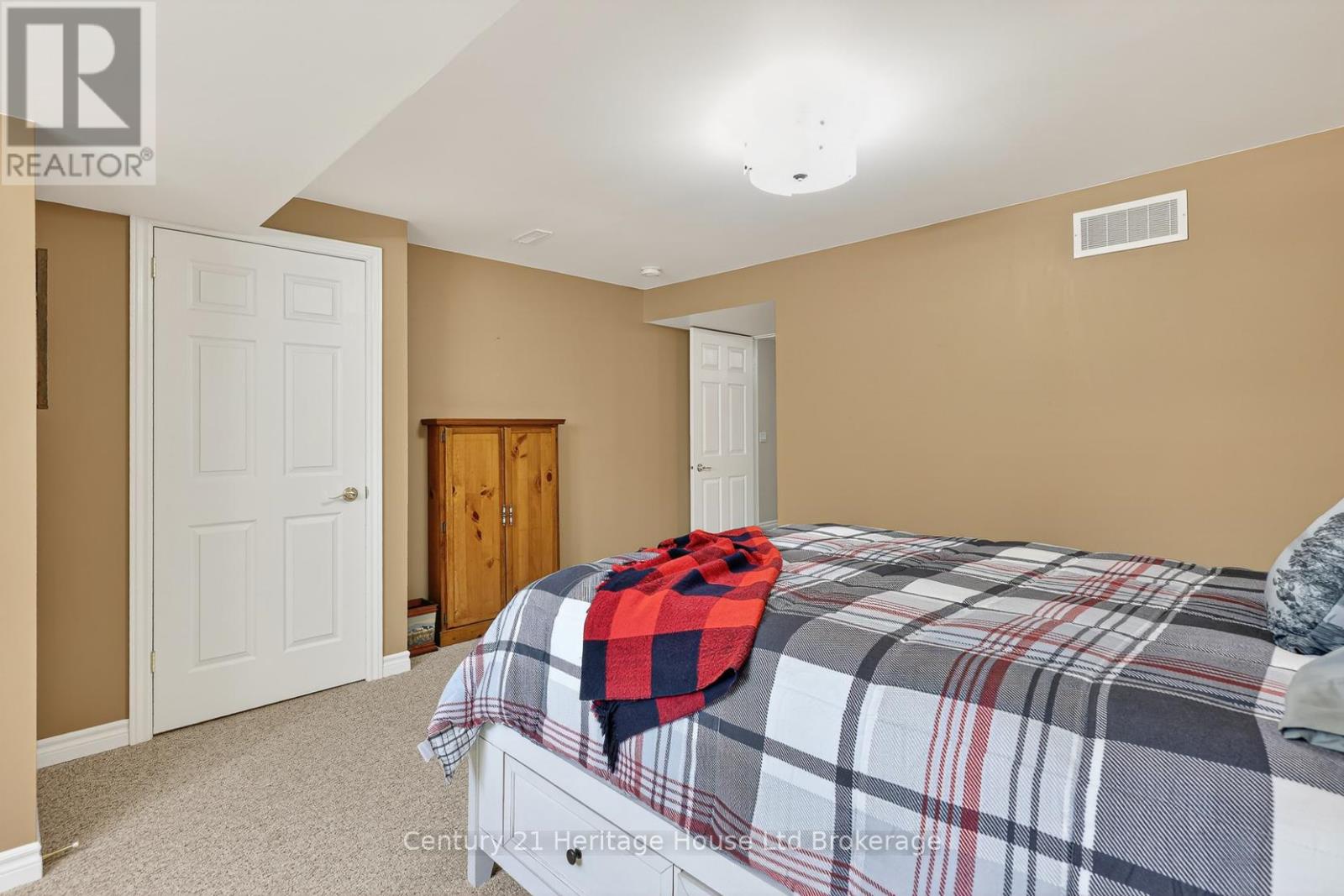 #13 450 LAKEVIEW DRIVE - Image 27