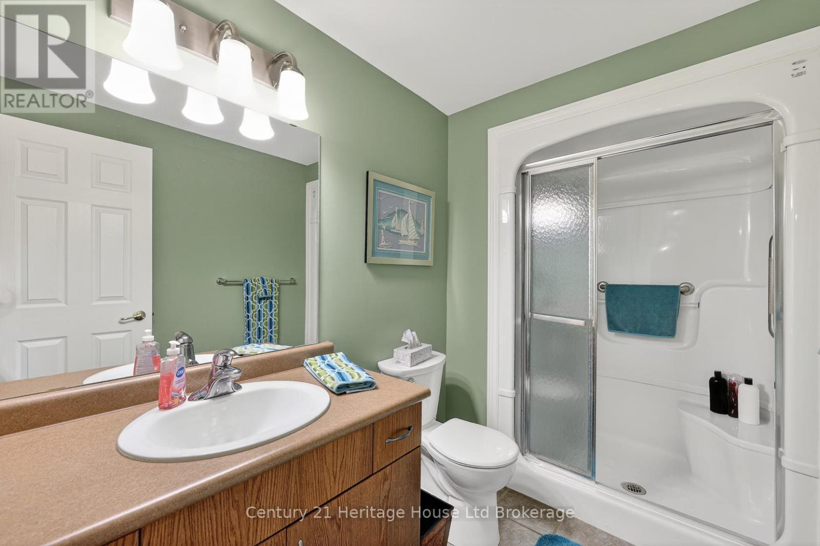 #13 450 LAKEVIEW DRIVE - Image 29