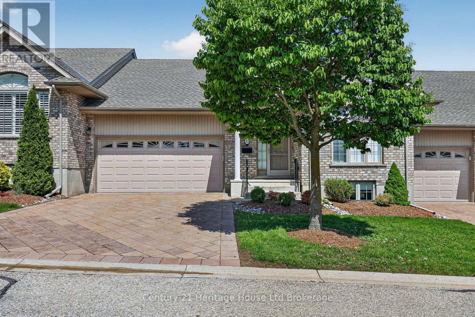 #13 450 LAKEVIEW DRIVE - Image 3
