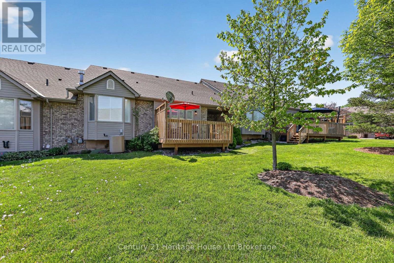 #13 450 LAKEVIEW DRIVE - Image 31