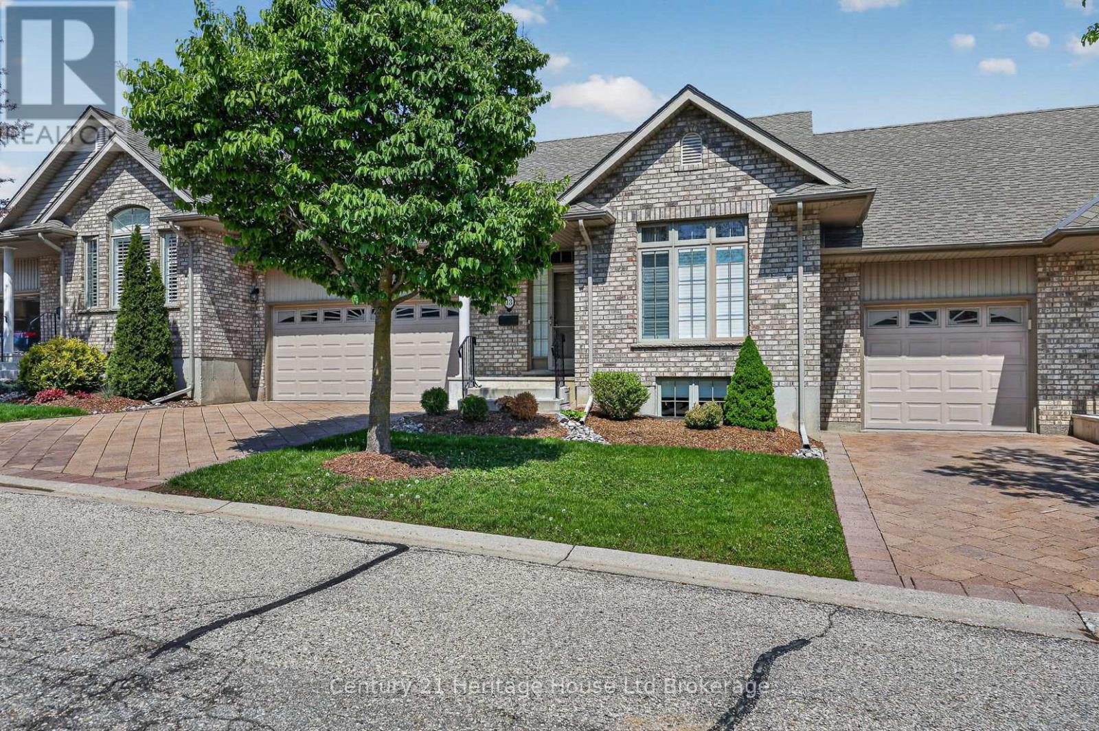 #13 450 LAKEVIEW DRIVE - Image 4