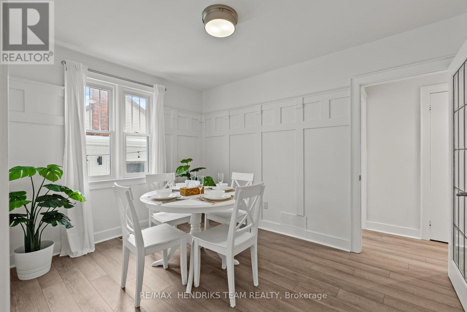 540 NIAGARA STREET - 13