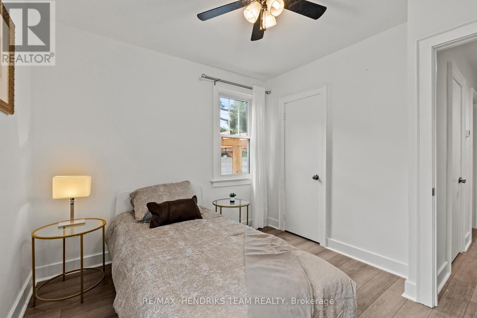 540 NIAGARA STREET - 18